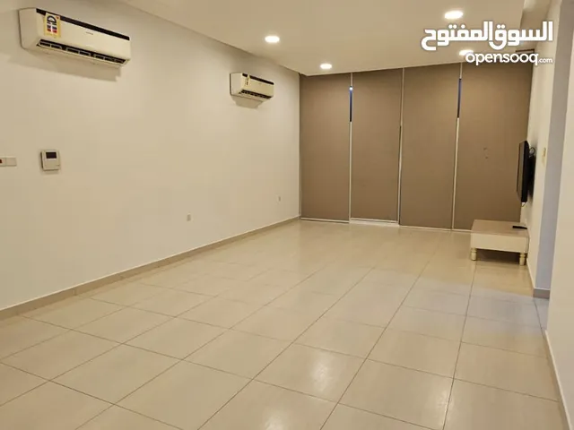 169 m2 4 Bedrooms Apartments for Sale in Muharraq Hidd