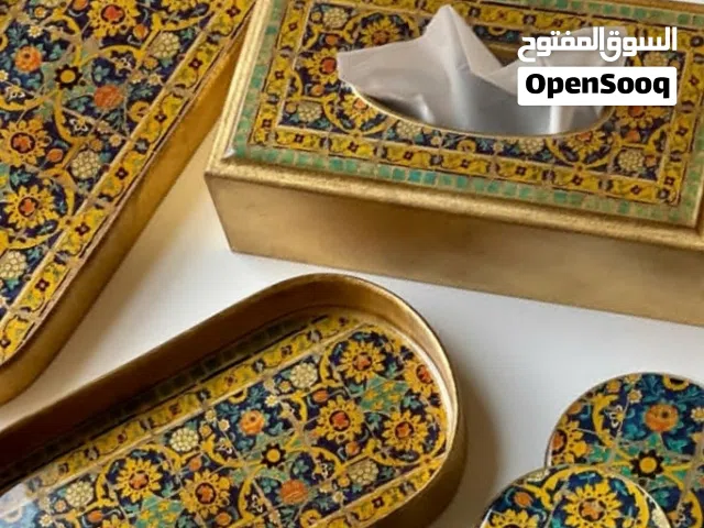 أطباق ديكورية من الخشب والريزن  عمل يدوي  أنيق ومتین