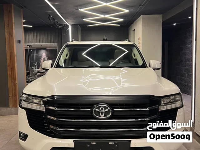 New Toyota Land Cruiser in Cairo