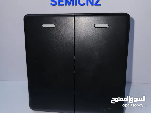 مفاتيح وأفياش أسود بيانو مفرد ومزدوج وثلاثي وفيش 13 أمبير  أسود
