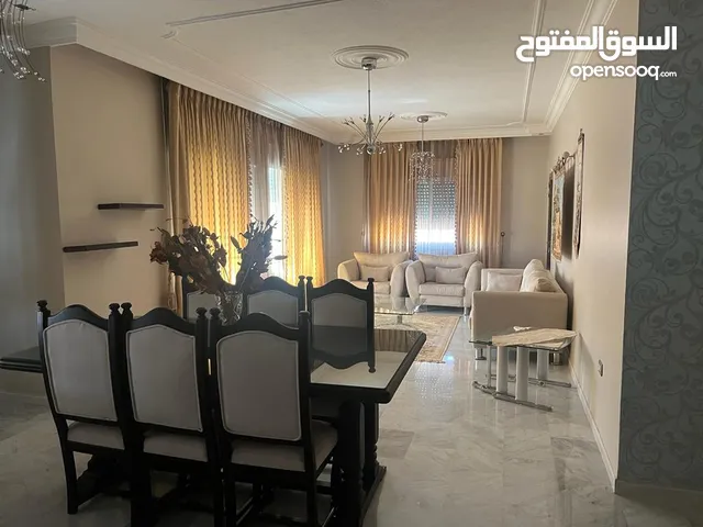 220 m2 4 Bedrooms Apartments for Sale in Amman Khalda