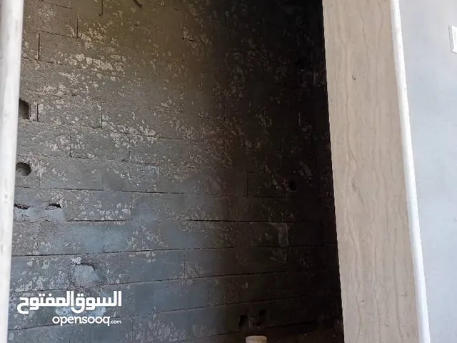 ارض للبيع في شارع المركبات موقع ممتاز