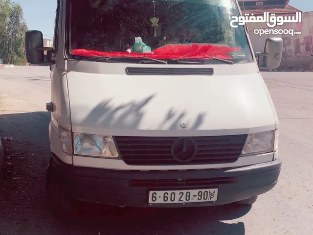 باص مارسيدس 412