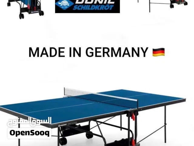 الطاولة الموجودة هي طاولة تنس طاولة (Ping Pong)   وهي شركة ألمانية معروفة بصناعة معدات تنس الطاولة