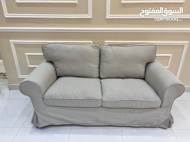 للبيع كنبة من ايكيا نظيف شبه الجديد