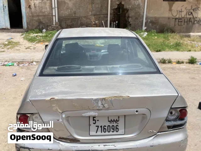 2006 ميتسوبيشي لانسر GL