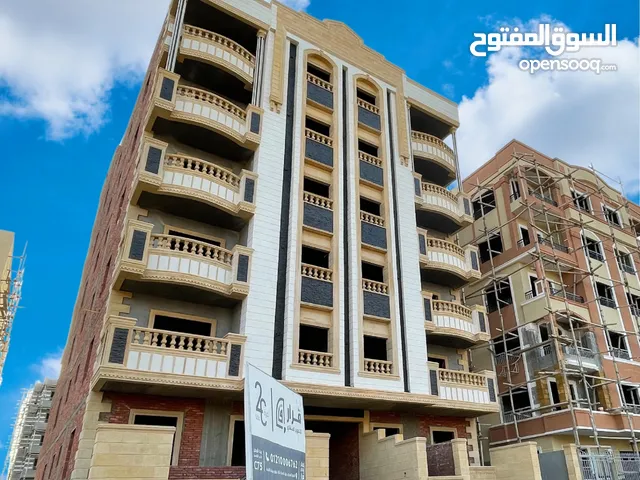 215 m2 3 Bedrooms Apartments for Sale in Giza 6th of October