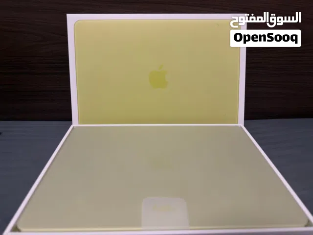 MacBook Neo 13”