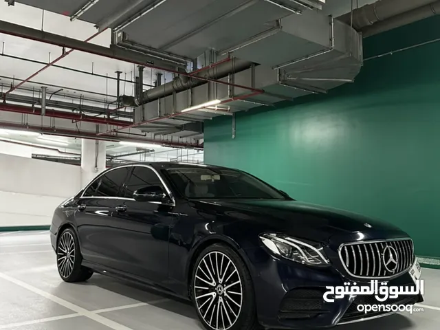 Mercedes Benz E300 in good condition for sale , Russian owner