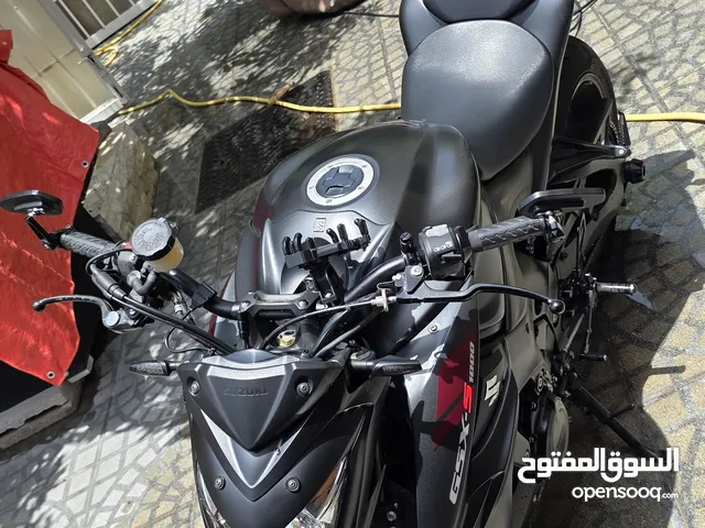 سوزوكي gsxs1000c