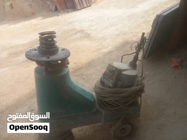 جلايه إيطاليه  3فاز ومعاها كابل 50متر ومعاه كمليات وضي 380 كامله