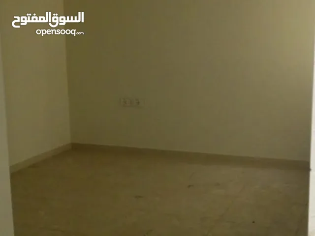 140 m2 5 Bedrooms Apartments for Rent in Beirut Ras Al-Naba'a