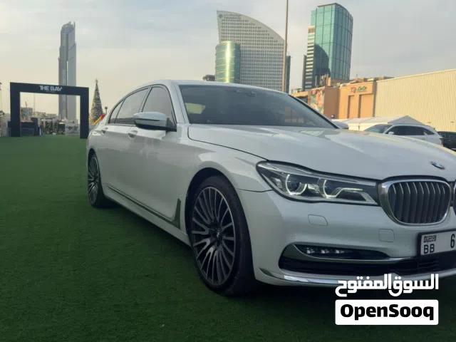 BMW  750 LI  GCC clean perfect condition high end luxury. Personnel used. As 2nd. Car