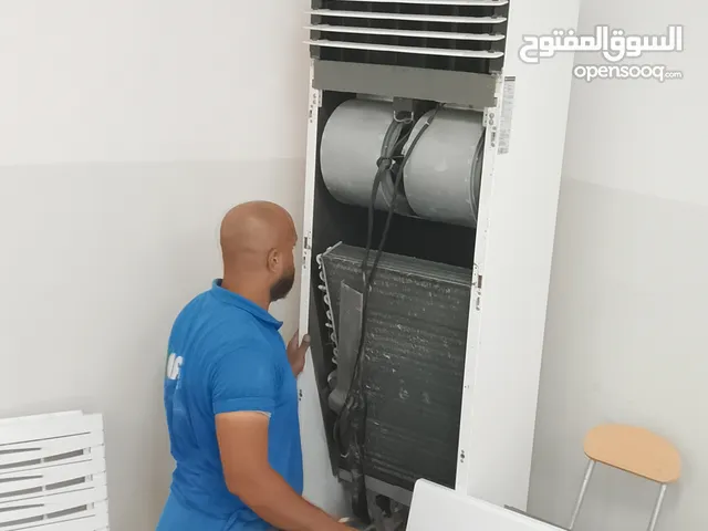 لدينا عقود صيانة سنوية للشركات والفنادق والشقق المخدومة بأسعار تنافسية لجميع انواع المكيفات