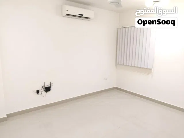 / شقة للايجار في الخوض / flat for Rent in Al Khoud