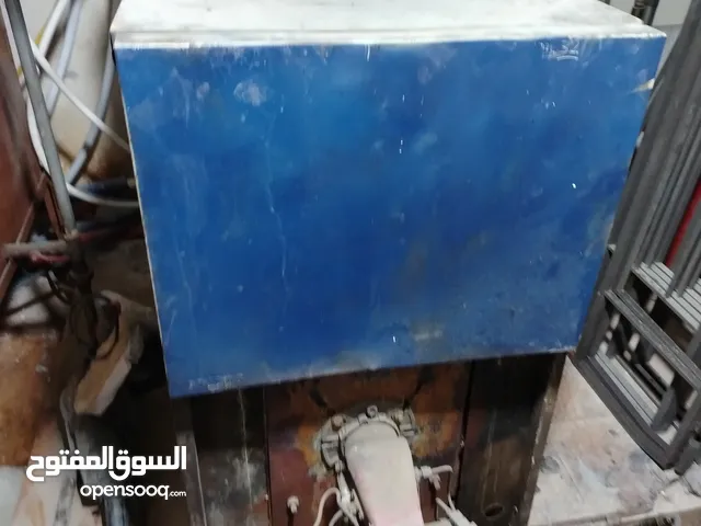 غرفة 2 بويلر تدفئة نوع شيبيه فرنسي مع المواسير