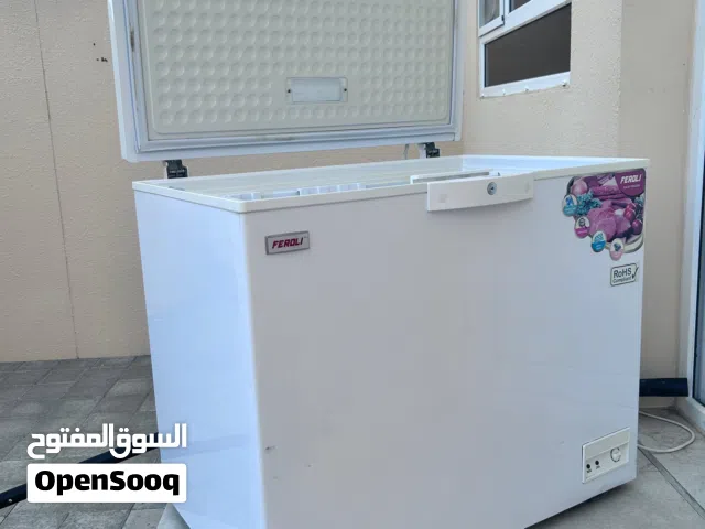 فريزر فريولي مستعمل للبيع بحالة ممتازة جدًا ب 80 رع فقط !