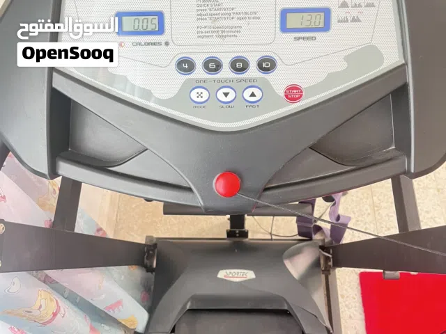 جهاز تريدميل صنع تايواني للبيع بسعر مغري    Sportek ST 2196