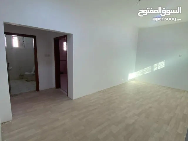 180 m2 2 Bedrooms Apartments for Rent in Al Riyadh Al Yarmuk