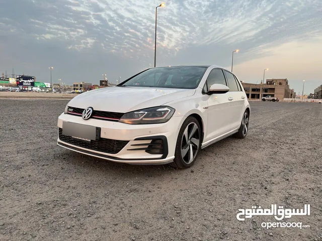 Used Volkswagen Golf GTI in Farwaniya