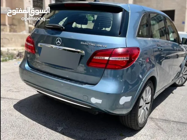 B250 2015 BLUE