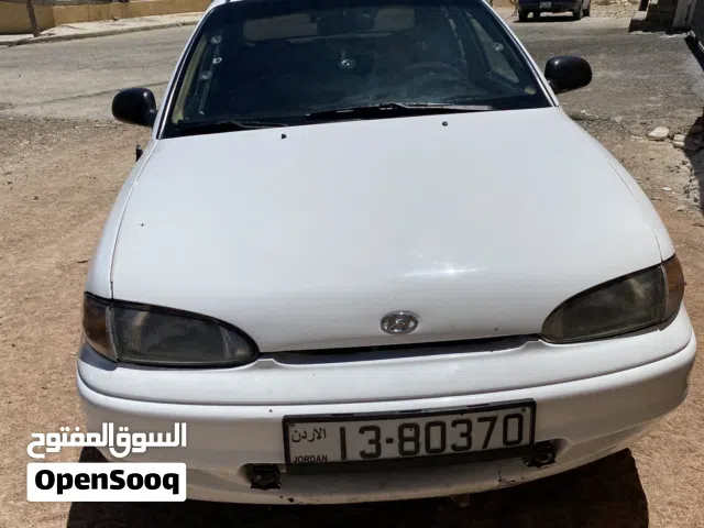 1994 هيونداي اكسنت Standard