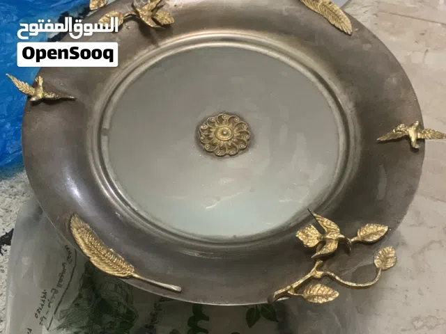 مضيفه نحاس مطلي فضه مختوم من النوادر