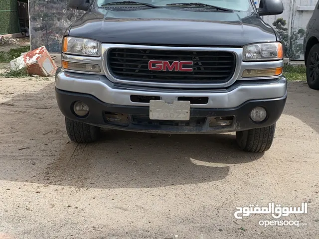 Used GMC Sierra in Kuwait City