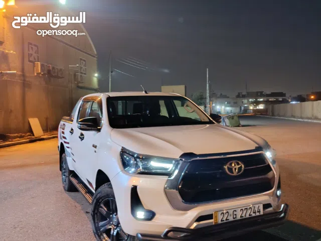 تيوتا هايلوكس 6 سلندر محرك 4000 للبيع موديل 2024 ماشيه تقريبا 68 الف