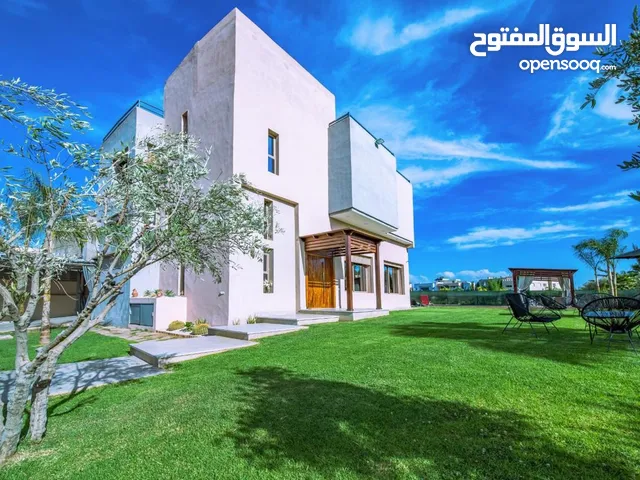 500 m2 5 Bedrooms Villa for Rent in Marrakesh Amelkis