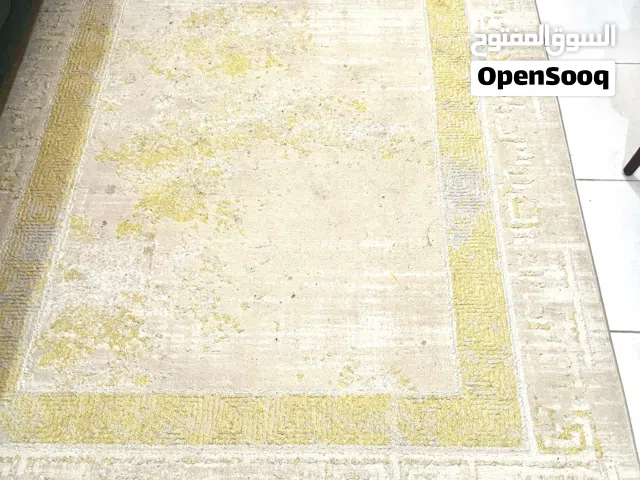 سجادة تركى مقاس 2 x 3 متر بحالة ممتازة السعر 10 دينار