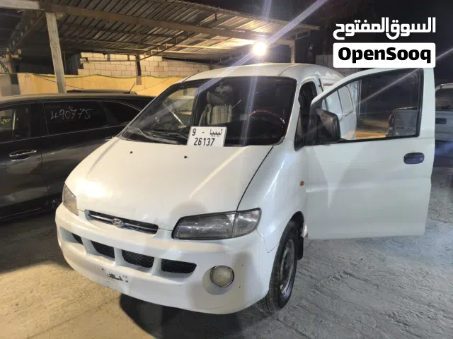 2000 هيونداي H1 GL