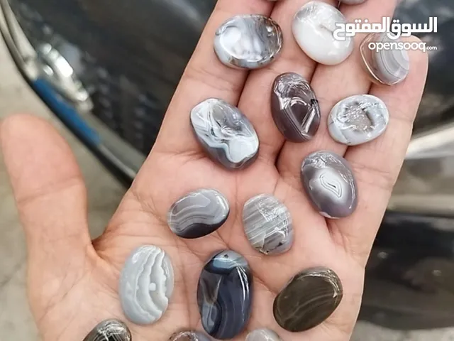60 حجرة ببهن معطف بيهن مجزع بيهن مشجر بيهن مصور يماني ذمة