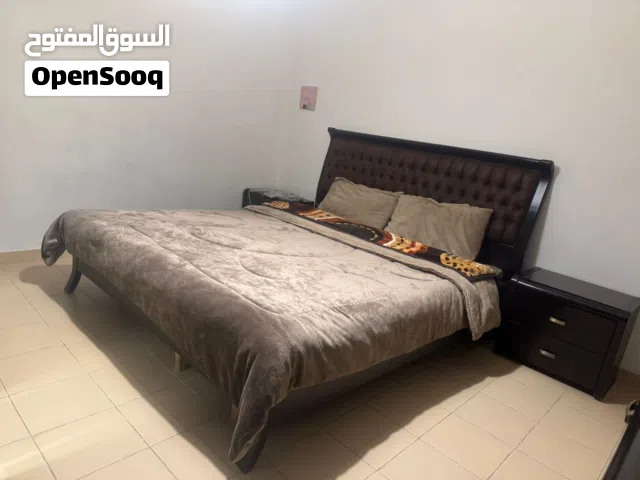 أثاث مستعمل