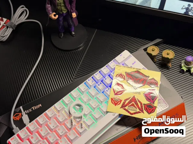 كيبورد بلو سويتش  حجم صغير نوعا ما