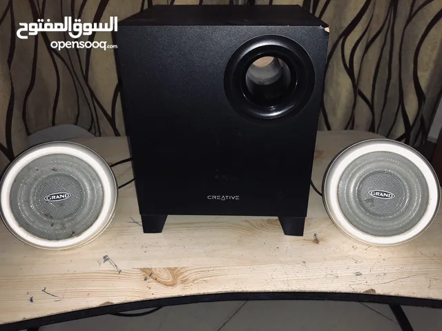 كيسه تايجر وسماعه creative جوده فوق متوسطه