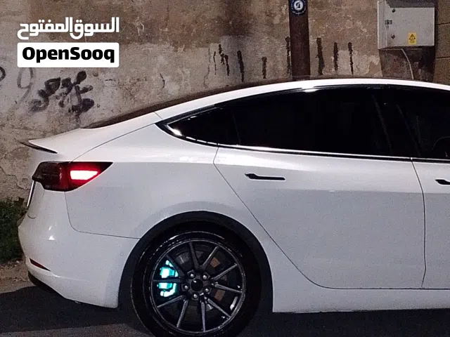 جنط تسلا للبدل