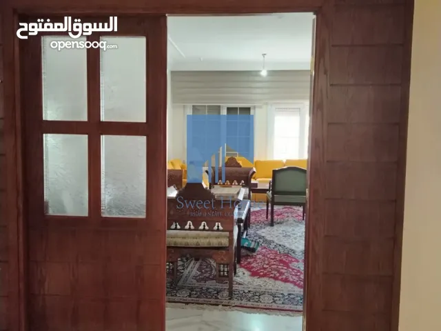195 m2 3 Bedrooms Apartments for Sale in Amman Khalda