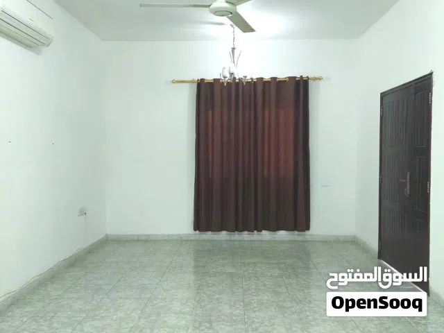 سوق الخوض عرفه للايجار عوائل