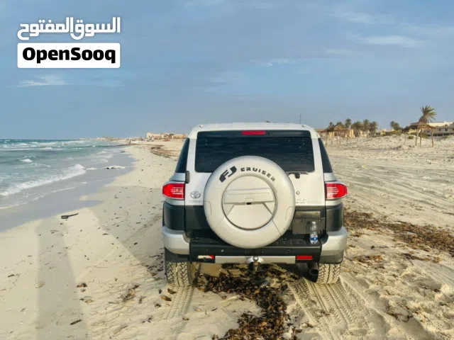 2010 تويوتا FJ GXR