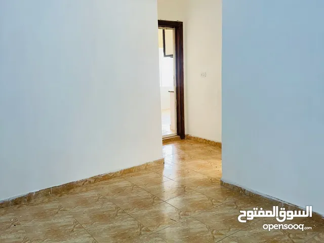 170 m2 3 Bedrooms Apartments for Rent in Irbid Al Hay Al Sharqy