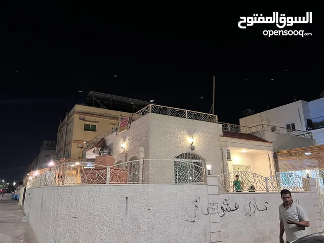 185 m2 4 Bedrooms Townhouse for Sale in Aqaba Al Sakaneyeh 10