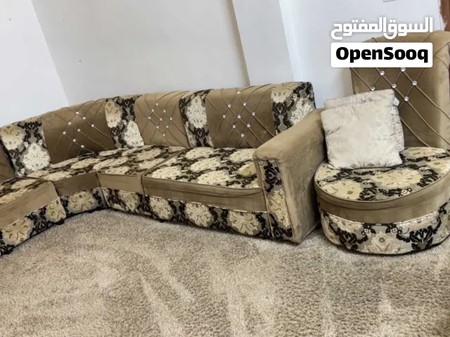 كنب للبيع بحاله الجديد