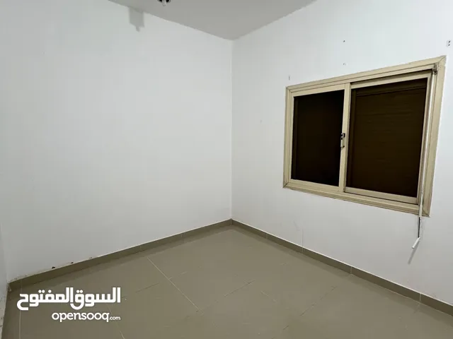 35 m2 Studio Apartments for Rent in Al Ahmadi Mangaf