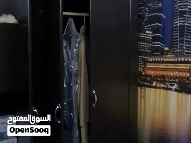 دولاب ملابس مستعمل
