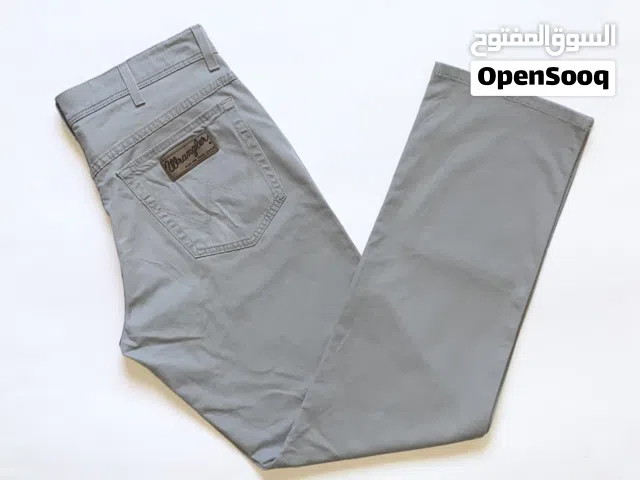 بنطلونات ماركات عالمية