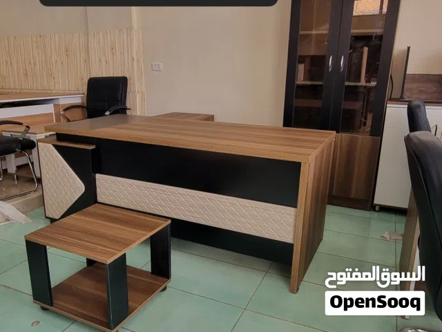 مكتب اداري قياس مترين مع جانبية وطاولة وادراج شامل التوصيل