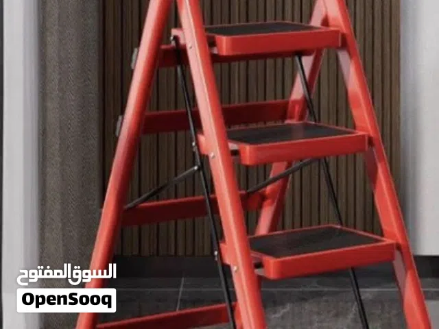 سلم 7 درجات وسلم 3 درجات ومتفرقات وادوات منزلية للبيع