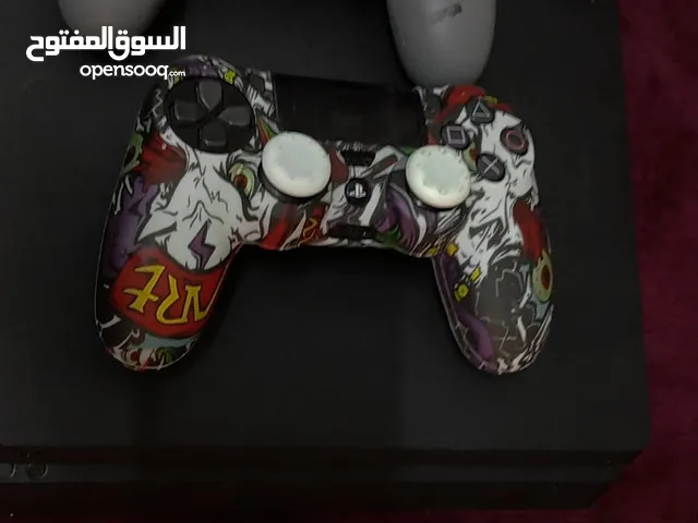 بلايستيشن 4 سليم {ps4} ..يوجد مراعاه للشراي معو ايادي 2