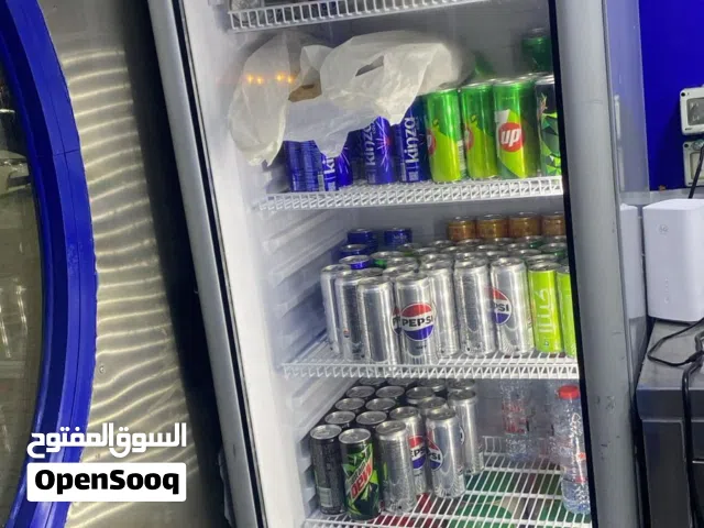 معدات مطبخ للبيع مع طاولات ستانستيل